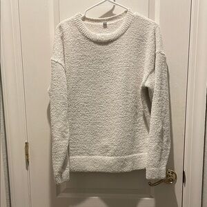 Uniqlo Cream Crew Neck Teddy Bear Sweater